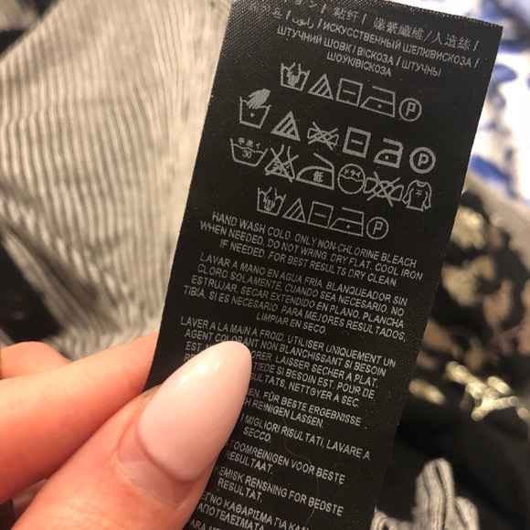 Guess by Marciano Collared Top - Picture 4 of 5